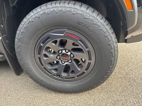 New 2026 Nissan Frontier PRO-4X w/ Pro Premium Package image 8