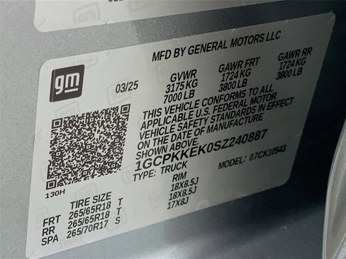 Certified 2025 Chevrolet Silverado 1500 LT image 36