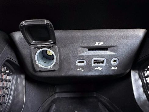 Used 2023 Chevrolet TrailBlazer RS w/ Sun and Liftgate Package AWD/4WD image 24
