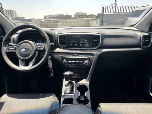 Used 2020 Kia Sportage LX FWD image 20