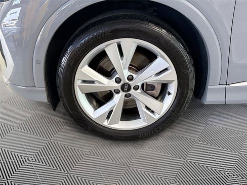 Certified 2023 Audi Q4 e-tron Prestige w/ 20" Wheel Package AWD/4WD image 32