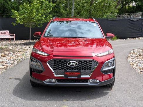 Certified 2021 Hyundai Kona Limited w/ Cargo Package AWD/4WD image 9