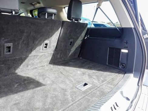 Used 2024 Ford Expedition Max XLT image 28