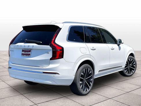 New 2026 Volvo XC90 T8 Ultra w/ Protection Package AWD/4WD image 4
