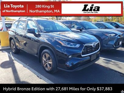Certified 2023 Toyota Highlander Bronze Edition