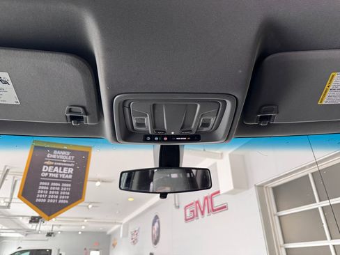 Used 2022 Chevrolet Silverado 1500 RST image 23