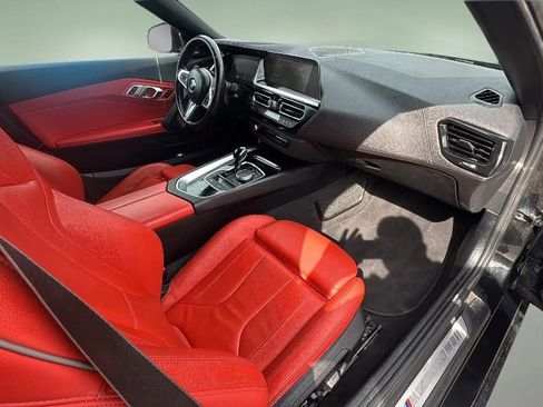 Used 2022 BMW Z4 sDrive30i w/ M Sport Package image 43