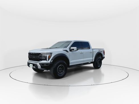 Used 2025 Ford F150 Raptor image 4