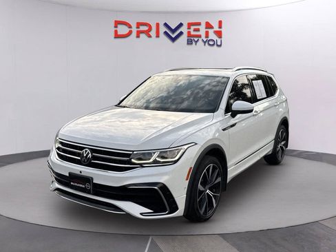 Used 2022 Volkswagen Tiguan SEL R-Line AWD/4WD image 7
