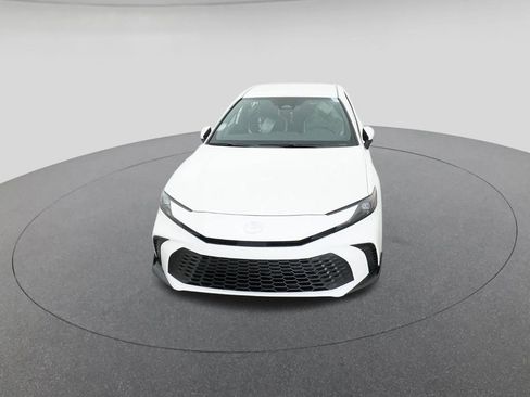 New 2026 Toyota Camry SE image 15
