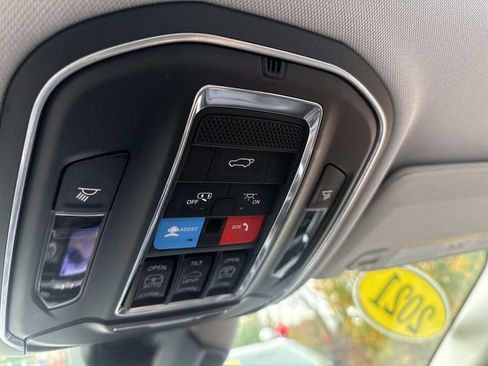 Used 2021 Jeep Grand Cherokee L Limited image 30