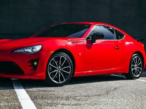 Used 2018 Toyota 86 GT image 36