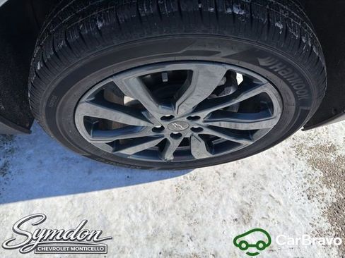 Certified 2024 Chevrolet Equinox RS w/ LPO, Floor Liner Package AWD/4WD image 25