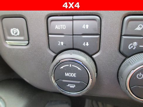 Certified 2025 Chevrolet Silverado 1500 LT Trail Boss w/ LT Trail Boss Premium Package image 29