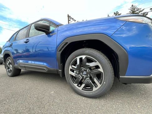 Used 2025 Subaru Forester Limited AWD/4WD image 11