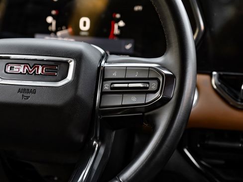 Used 2023 GMC Canyon AT4 w/ Canyon Safety Plus Package image 31