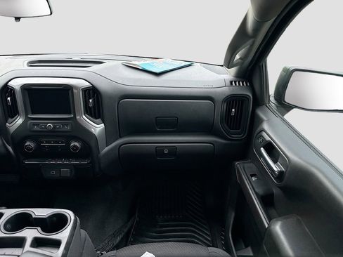 Used 2020 Chevrolet Silverado 1500 Custom w/ Custom Value Package RWD image 24
