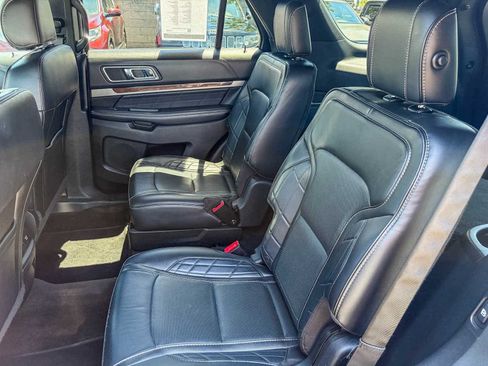 Used 2017 Ford Explorer Platinum AWD/4WD image 15