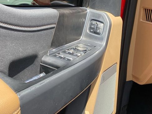 Used 2024 Ford F350 Lariat w/ Lariat Ultimate Package AWD/4WD image 11