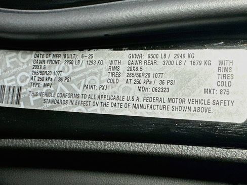 Used 2025 Jeep Grand Cherokee L Altitude AWD/4WD image 20