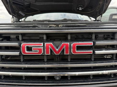 Used 2022 GMC Sierra 3500 AT4 w/ AT4 Premium Plus Package image 23