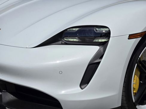 Certified 2021 Porsche Taycan Turbo S image 13