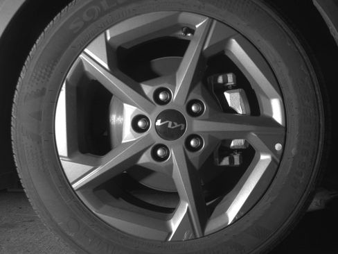 Used 2025 Kia K4 FWD image 13