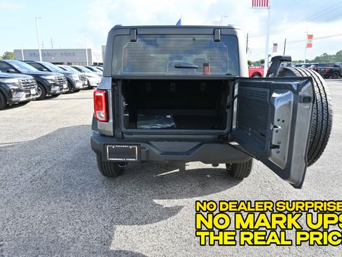 New 2026 Ford Bronco 4-Door AWD/4WD image 6