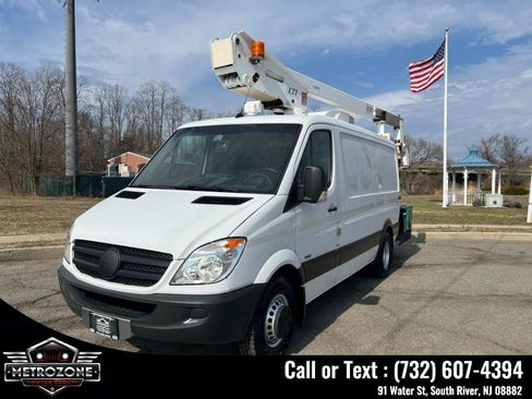Used 2012 Mercedes-Benz Sprinter 3500 w/ High Idle Fixed Pkg image 4