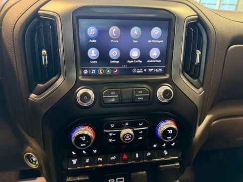 Used 2023 GMC Sierra 2500 Denali w/ Denali Ultimate Package image 19