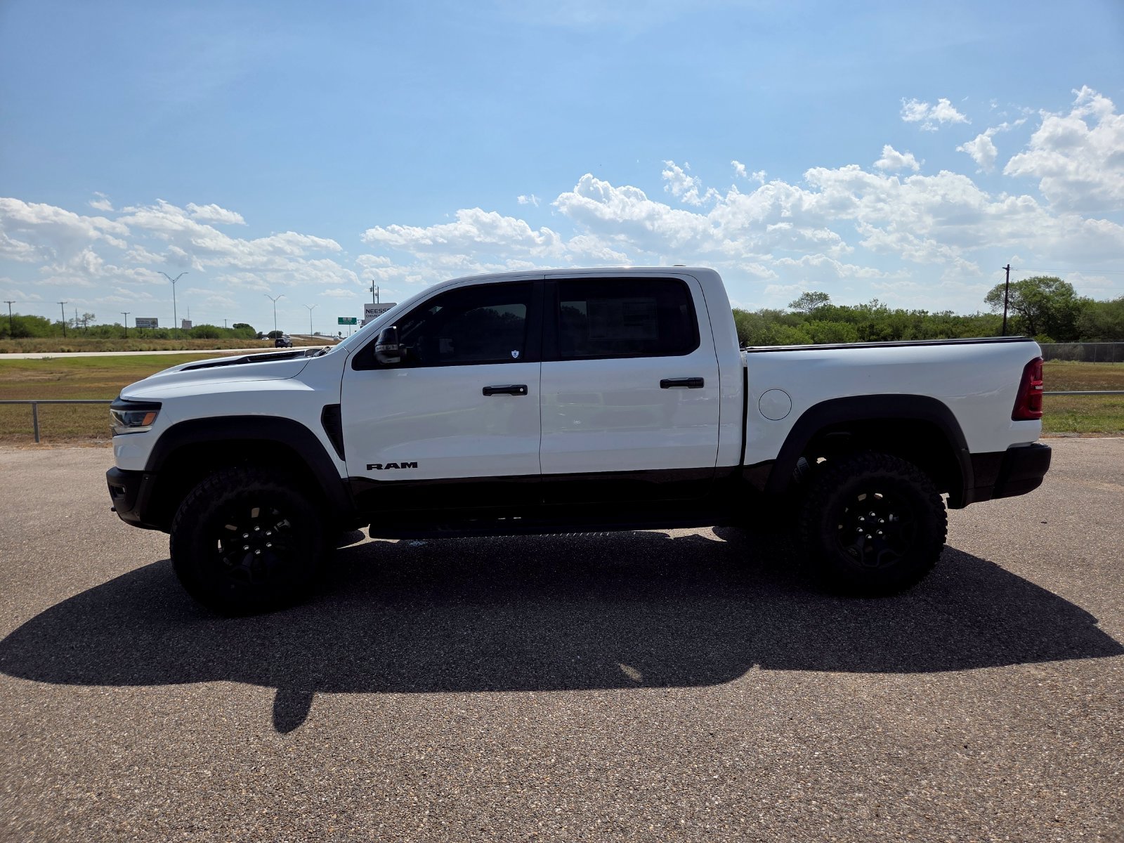 New 2026 RAM 1500 RHO w/ RHO Level 1 Equipment Group AWD/4WD image 4