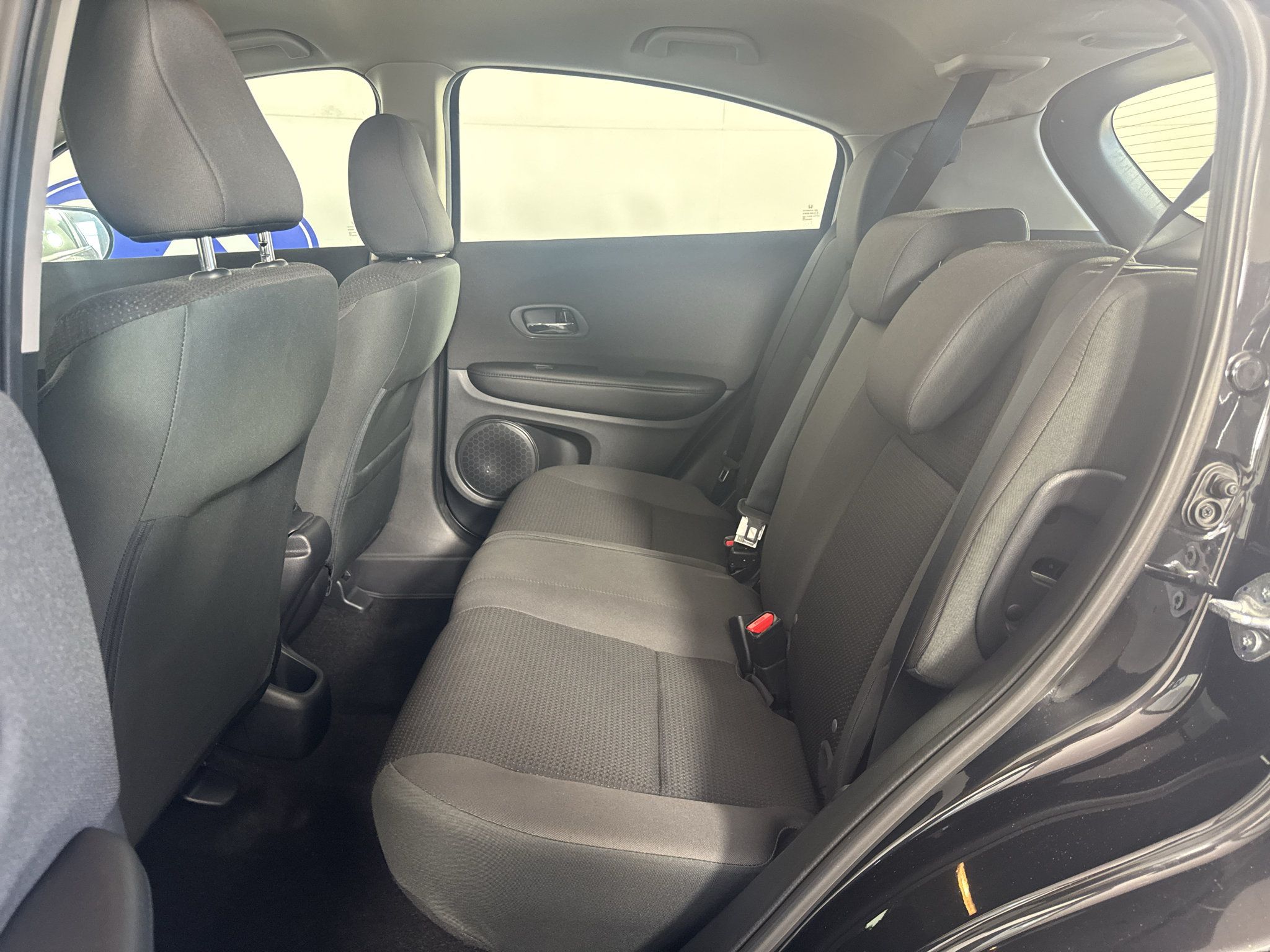 Used 2022 Honda HR-V LX image 30