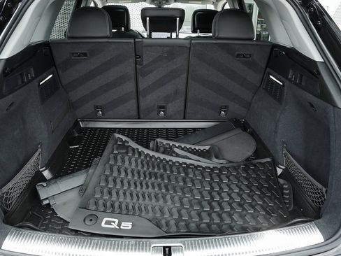 Certified 2021 Audi Q5 Prestige w/ Prestige Package image 27