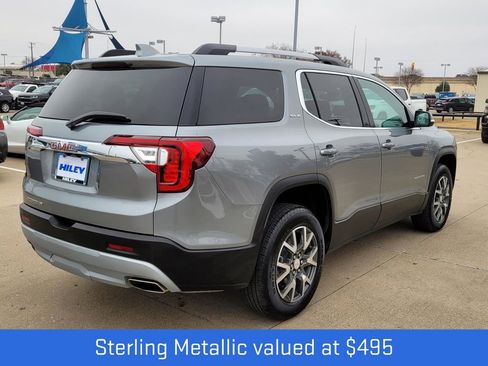 Certified 2023 GMC Acadia SLE w/ Driver Convenience Package image 4