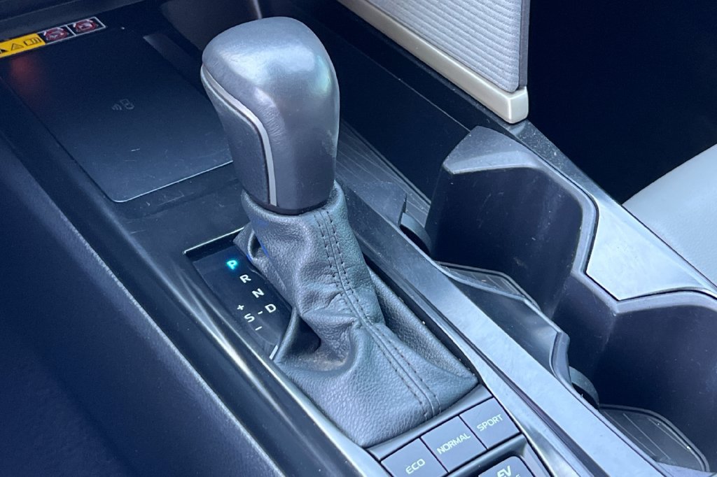 Certified 2025 Toyota Camry SE FWD image 23