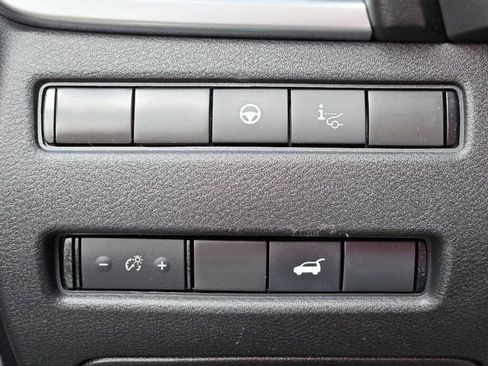 Certified 2023 Nissan Rogue Platinum w/ Platinum Premium Package image 19