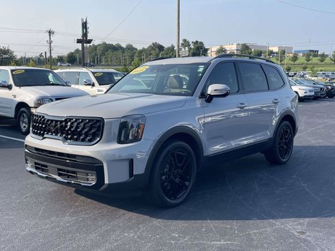 Used 2025 Kia Telluride SX X-Line AWD/4WD image 3