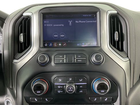 Used 2019 Chevrolet Silverado 1500 LT Trail Boss AWD/4WD image 27