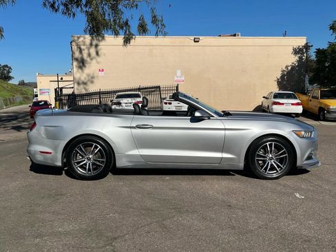 Used 2016 Ford Mustang Premium image 24