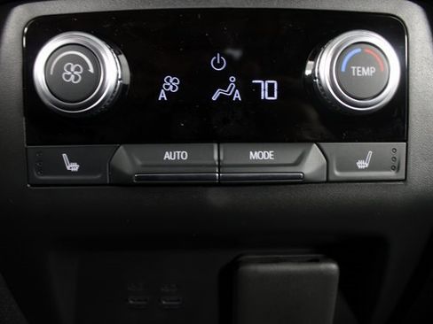 New 2026 GMC Acadia Denali w/ Super Cruise Package image 21