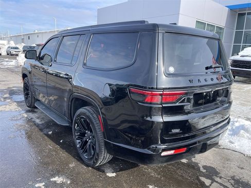 Used 2023 Jeep Wagoneer Series II image 6