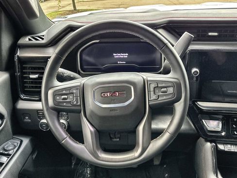 Used 2025 GMC Sierra 2500 AT4 AWD/4WD image 21