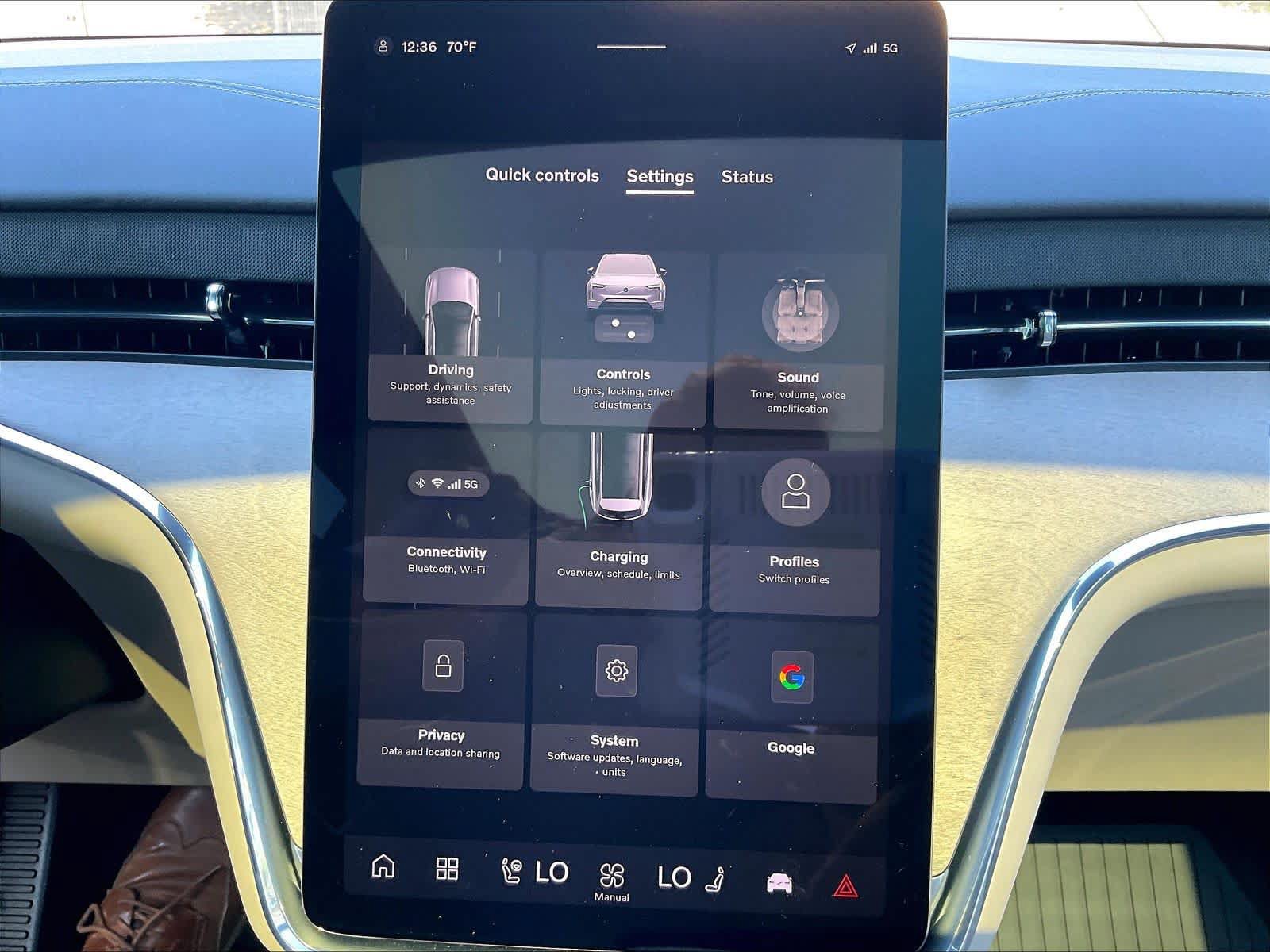 New 2026 Volvo EX90 Plus RWD image 22