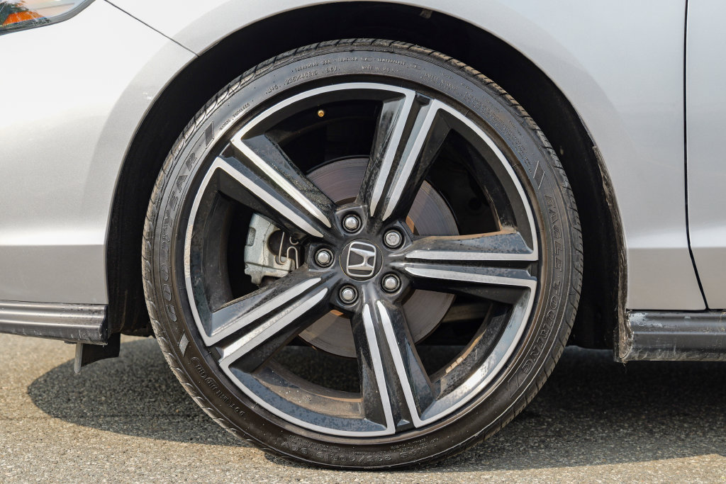 Used 2023 Honda Accord Sport image 15