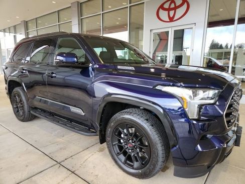 New 2026 Toyota Sequoia Platinum image 4