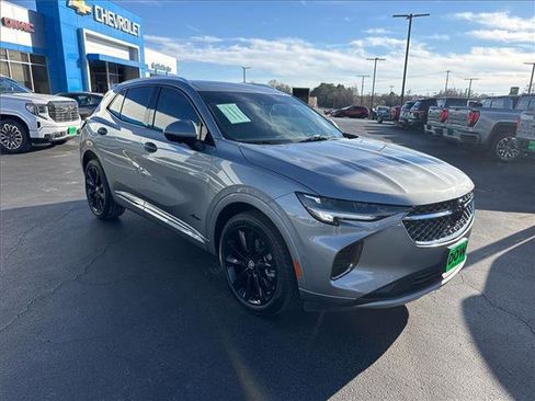 Used 2023 Buick Envision Avenir image 4