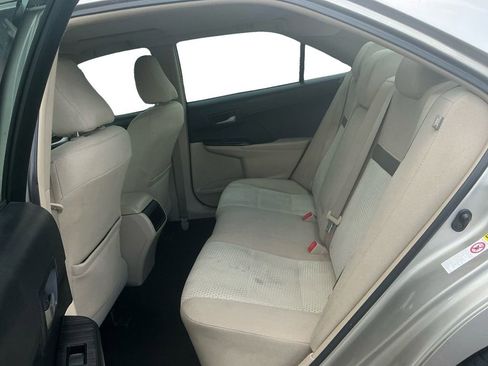 Used 2013 Toyota Camry LE FWD image 21