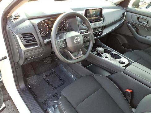 Used 2026 Nissan Rogue S image 15