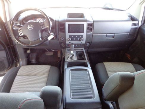 Used 2011 Nissan Titan PRO-4X AWD/4WD image 20