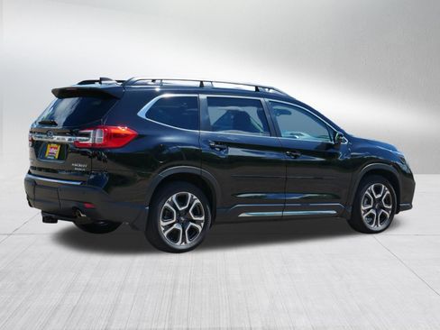 Certified 2023 Subaru Ascent Limited AWD/4WD image 7